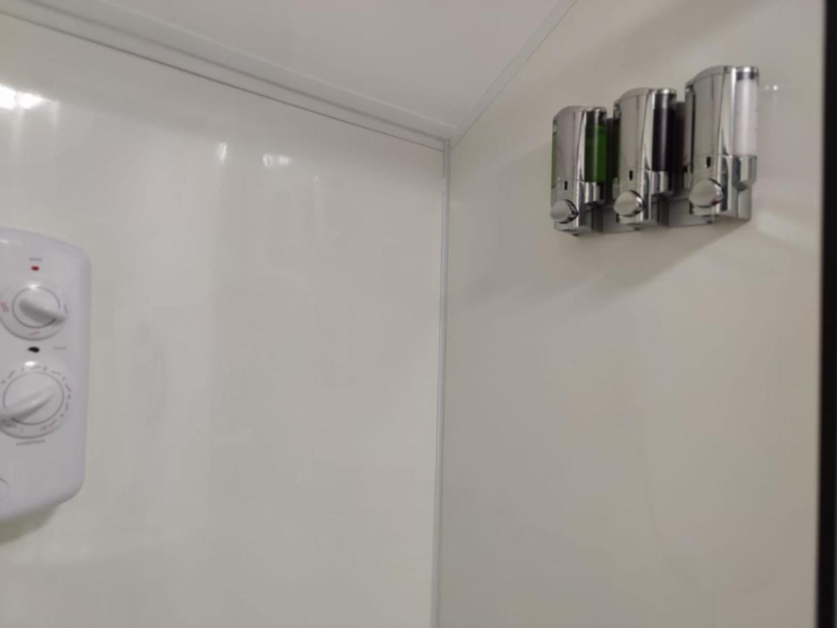 Double Ensuite Rooms Swansea Extérieur photo