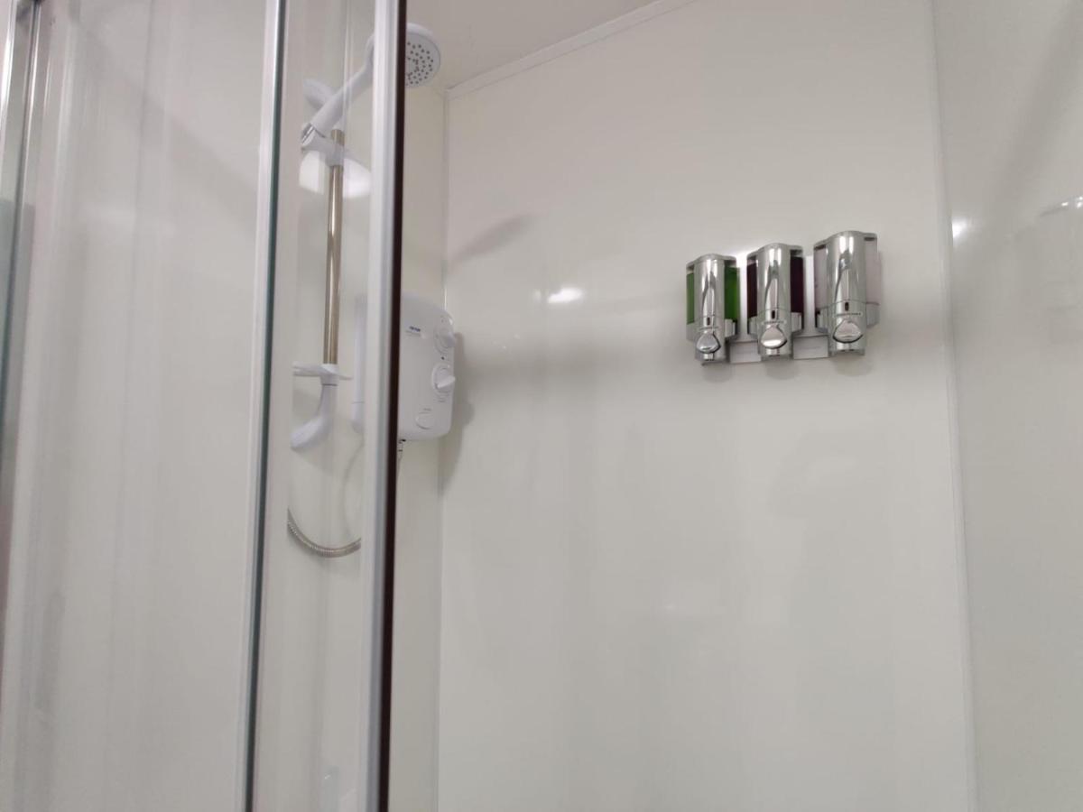 Double Ensuite Rooms Swansea Extérieur photo