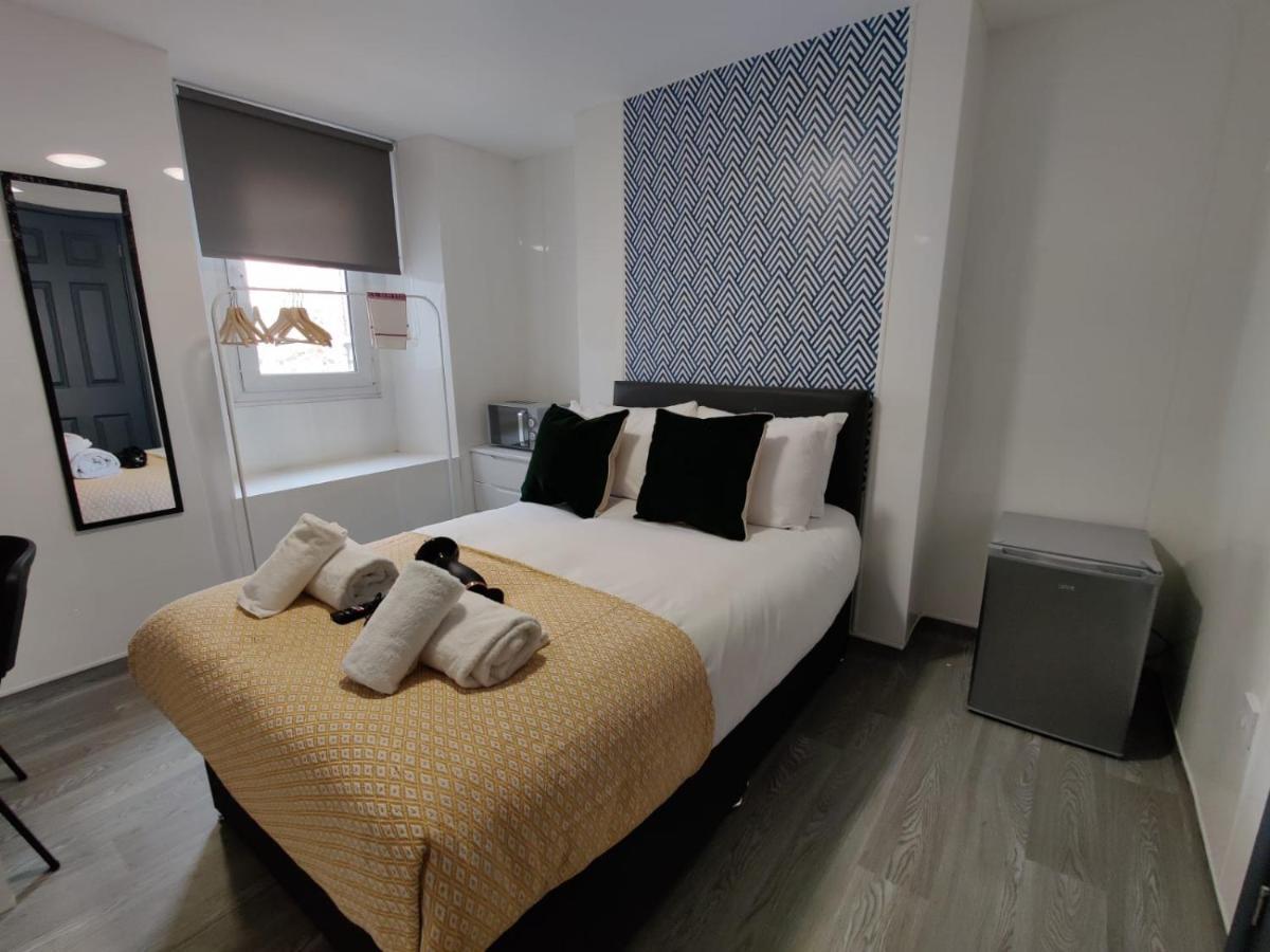 Double Ensuite Rooms Swansea Extérieur photo