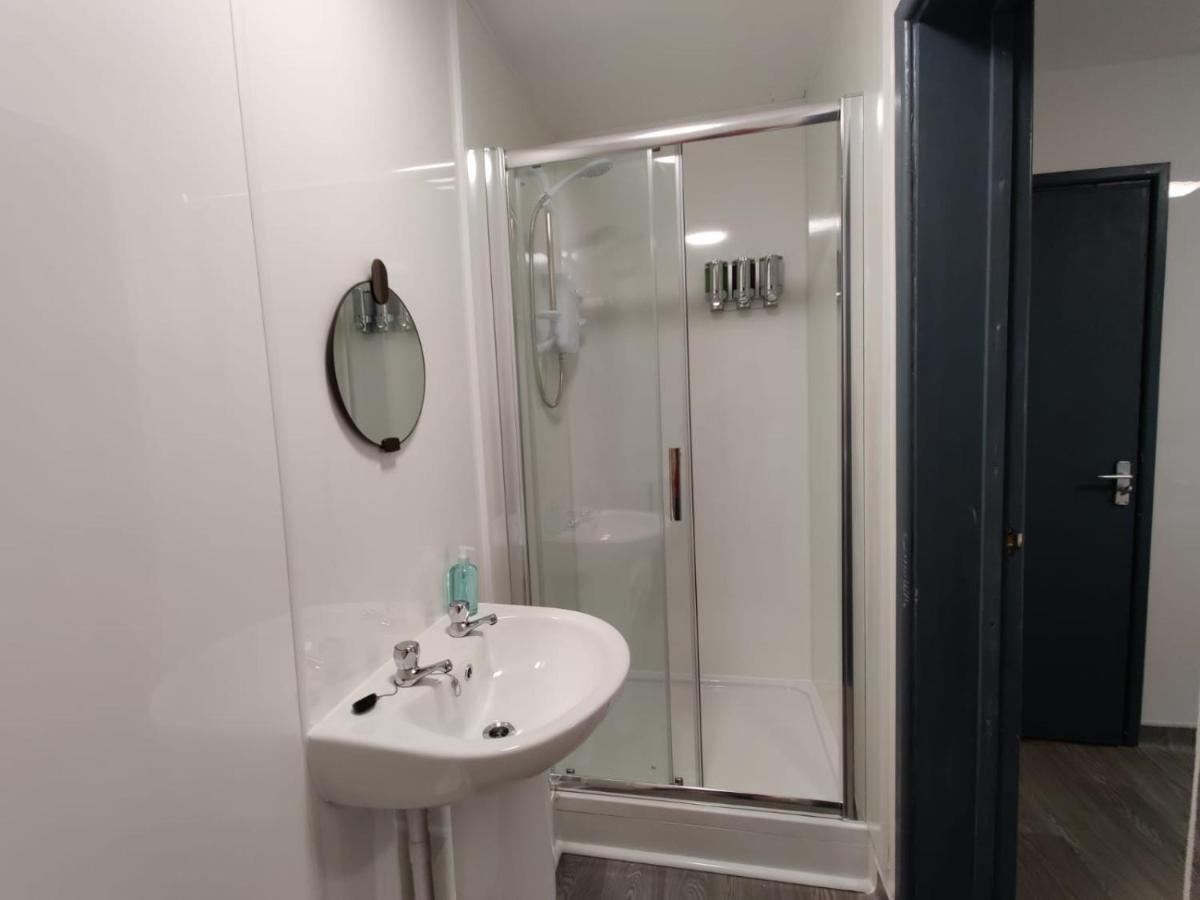 Double Ensuite Rooms Swansea Extérieur photo